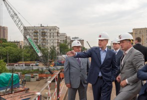  Собянин осмотрел ход реконструкции Волоколамского путепровода