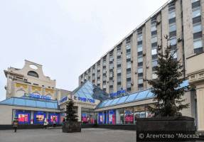 Арендаторы торгового центра «Пирамида», расположенного рядом со станцией метро «Пушкинская», освободили помещение