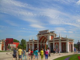 Объединенная редакция интернет-изданий ЮАО 10 июля проведет для юных москвичей мастер-класс в музее-заповеднике «Царицыно»