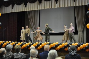 На фестивале «Овсеньки» выступит музыкант-балалаечник Михаил Головин