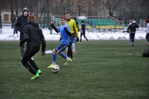 Для игры в футбол на снегу в районе Бирюлево Западное оборудовано 5 площадок 