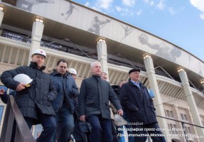 Мэр Москвы Сергей Собянин ознакомился с ходом реконструкции стадиона «Лужники»