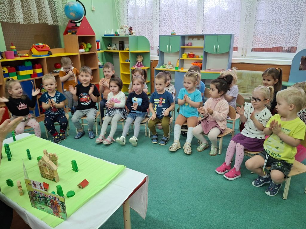 Воспитанники школы №2001 приняли участие в спектакле. Фото предоставил сотрудник школы №2001