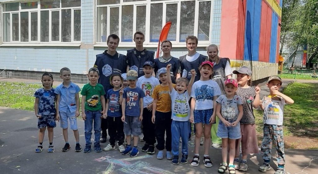 День России для дошкольников провели активисты Молодежной палаты Бирюлева Западного. Фото: официальная страница Молодежной палаты Бирюлева Западного в социальных сетях