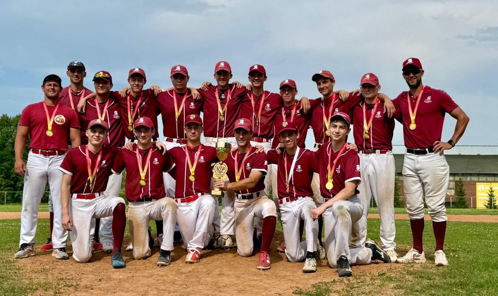 Представители ФСО «Юность Москвы» стали победителями бейсбольного турнира. Фото: официальная страница Физкультурно-спортивного объединения «Юность Москвы» в социальных сетях