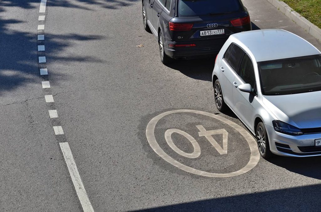 Зарядный хаб для электромобилей в Бирюлеве Западном продолжает набирать популярность. Фото: Анна Быкова, «Вечерняя Москва»