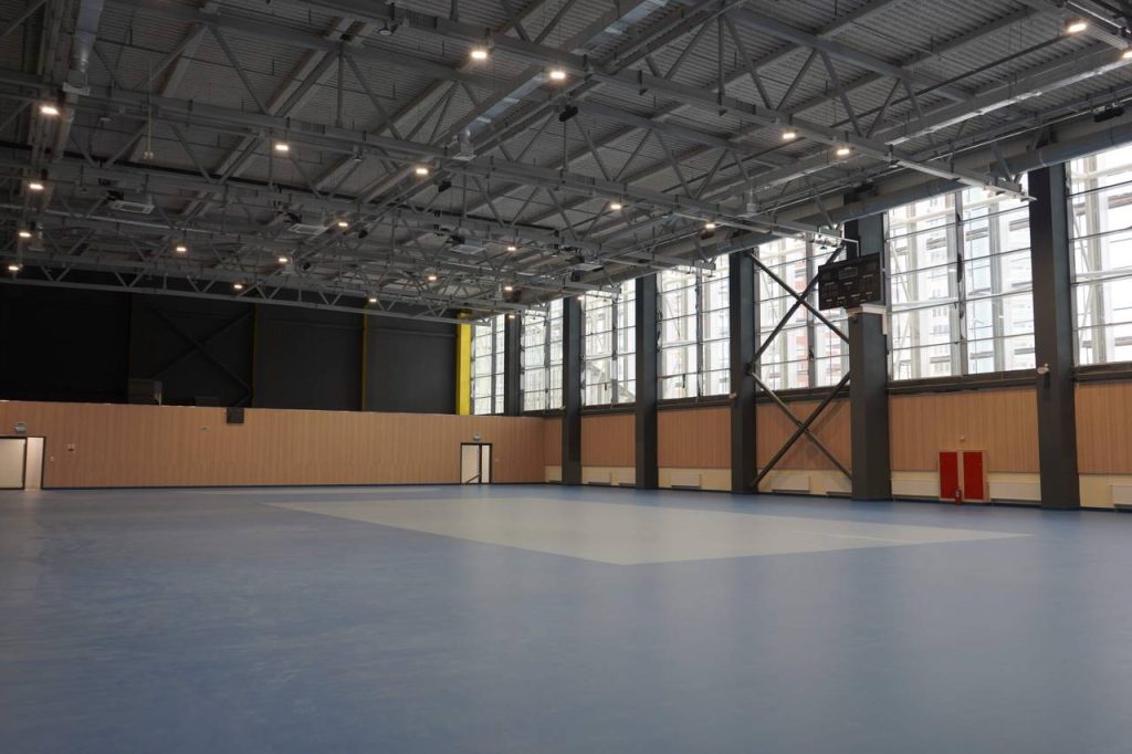 Заключительный этап сдачи нормативов ГТО состоялся в школе №2001. Фото: Анна Быкова, «Вечерняя Москва»