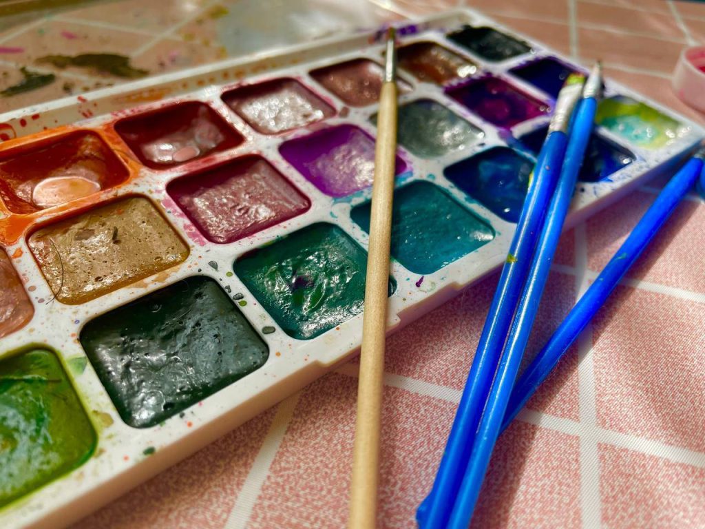 Выставку ко Дню без интернета открыли в школе №2001. Фото: Татьяна Петрыкина, «Вечерняя Москва»