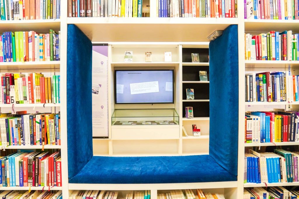 Праздничный вечер ко Дню защитника Отечества пройдет в библиотеке №160. Фото: Ксения Догонашева, «Вечерняя Москва»