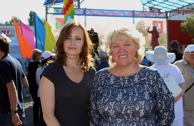 Татьяна Худова (слева)