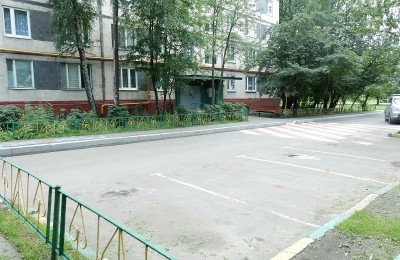 Реконструкция контейнерной площадки на Харьковской улице продлится до 1 июля