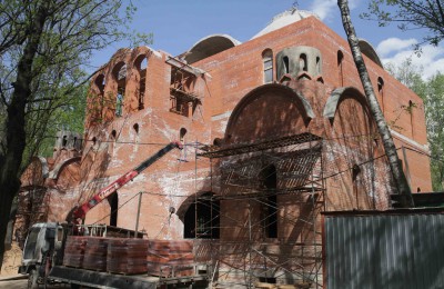 Строительство каменного храма в районе Бирюлево Западное может завершиться уже в этом году