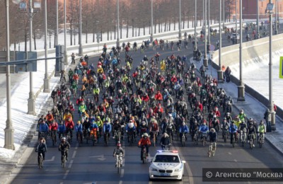Во втором столичном зимнем велопараде участвовали более 500 горожан