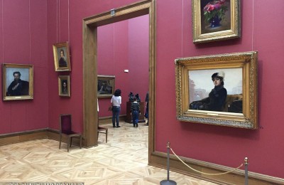 Жители Москвы в Третьяковской галерее