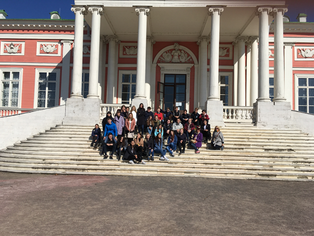 Ученики районной школы посетили усадьбу Кусково