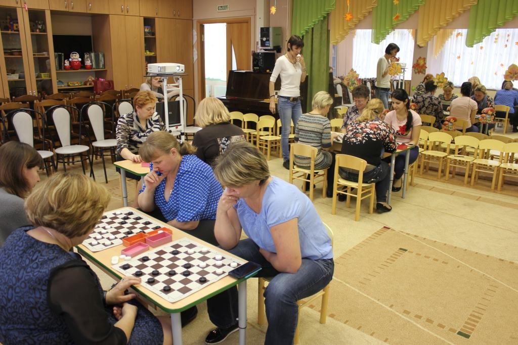 В районной школе провели турнир по шашкам