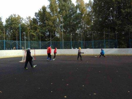 Хоккейный клуб «Снегири» принял участие в соревнованиях по флорболу
