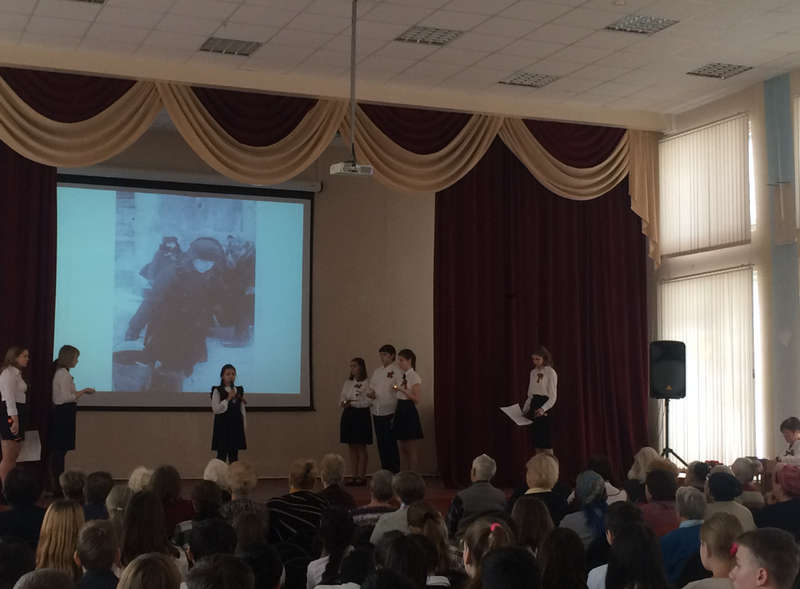 Памятное мероприятие, посвященное блокаде Ленинграда, прошло в местной школе