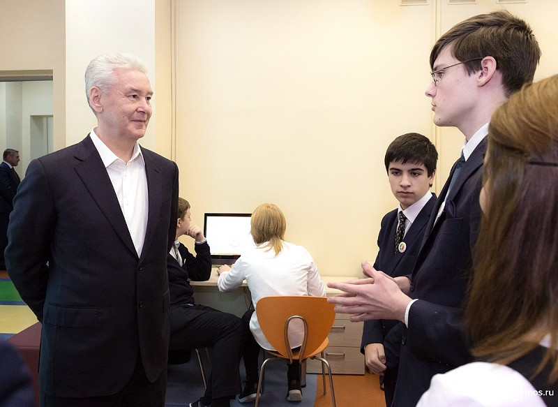 Мэр Москвы Сергей Собянин на встрече со столичными школьниками