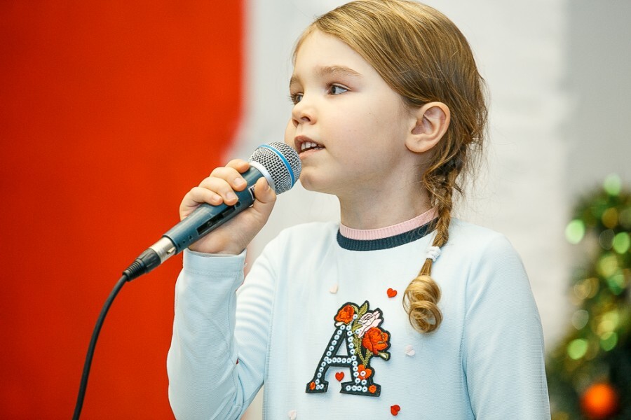 Включи дети петь. Вокал дети. Дети вокалисты. Занятия вокалом для детей. Детский певец.