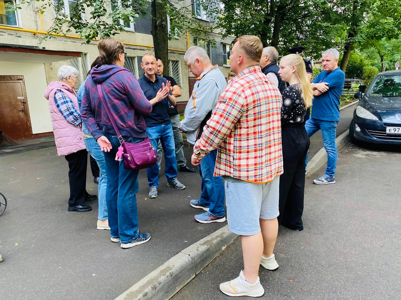 Об итогах обхода рассказали представители управы Бирюлева Западного. Фото: официальная страница управы района Бирюлево Западное в социальных сетях