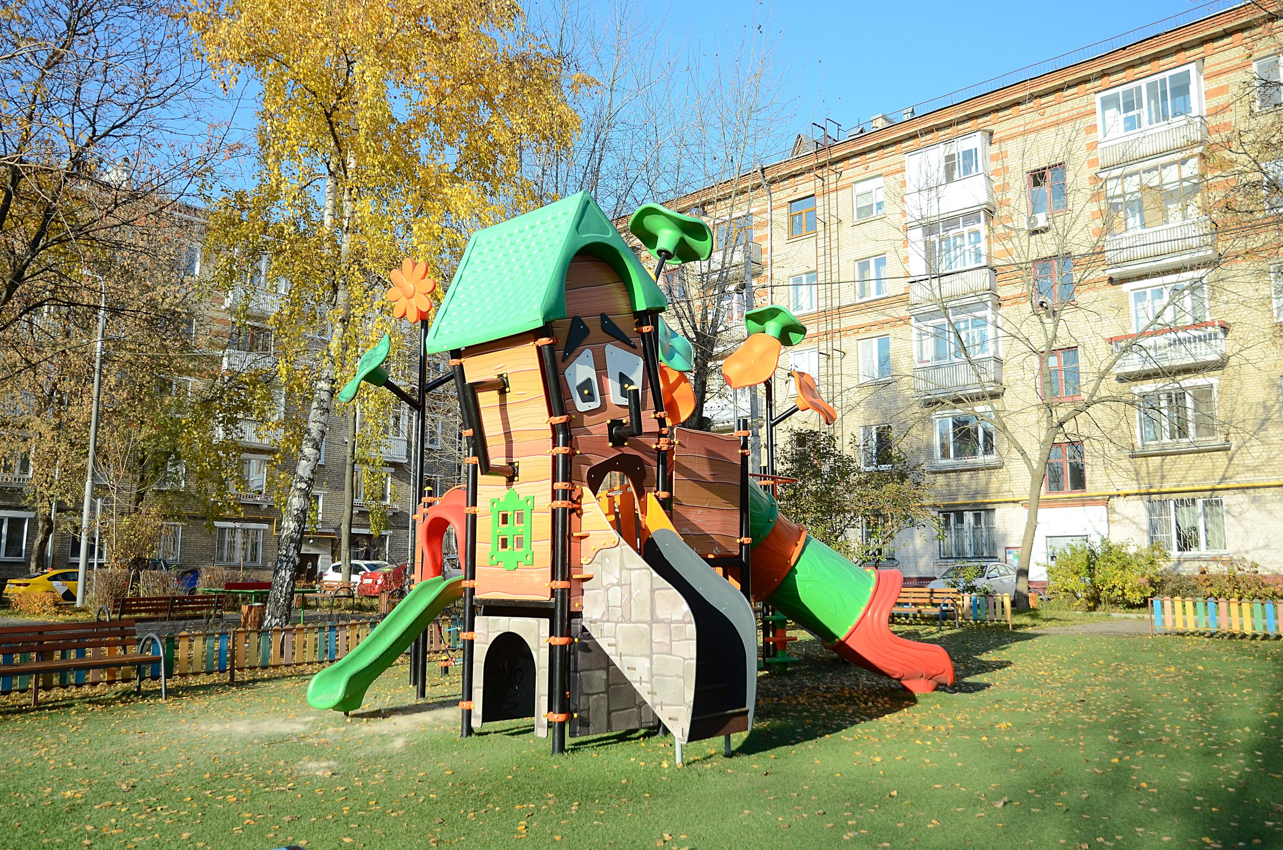 Праздник двора анонсировали представители управы района Бирюлево Западное. Фото: Анна Быкова, «Вечерняя Москва»