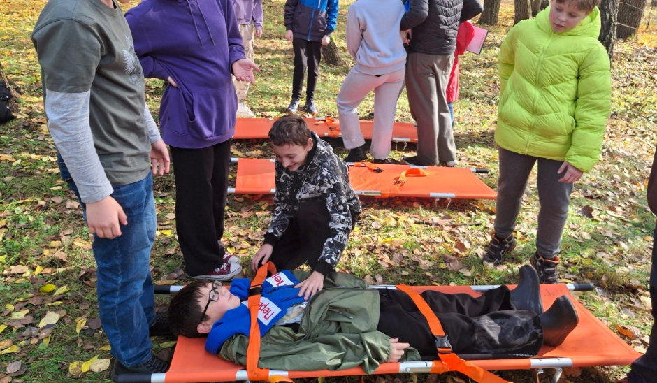 Ученики школы №2001 приняли участие в туристическом слете. Фото: официальная страница школы №2001 в социальных сетях